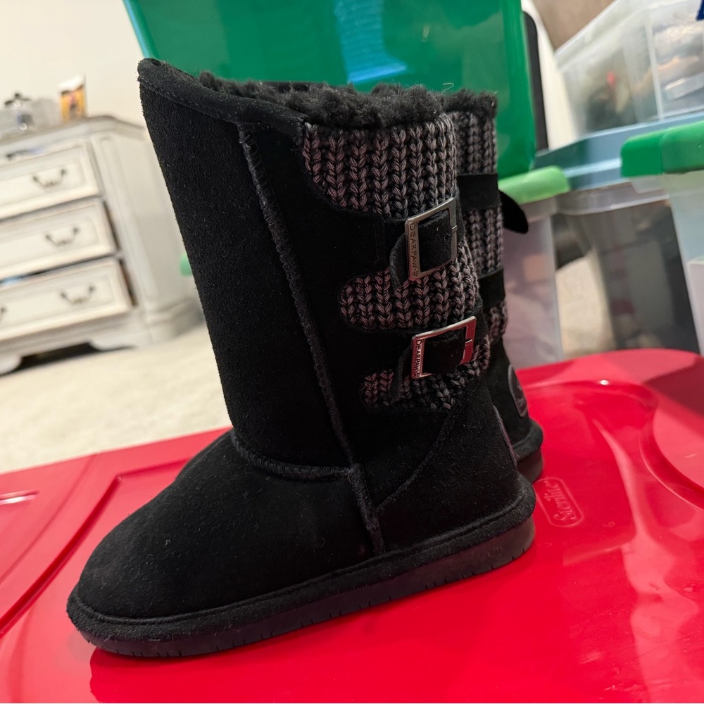 BearPaw Black and Gray Women’s boots